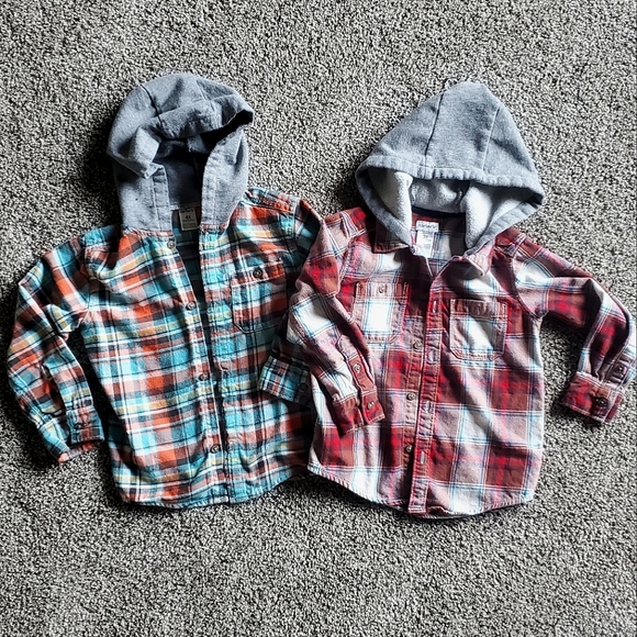 Lot of 2 Hooded Flannels - 3T & 4T - Picture 1 of 11